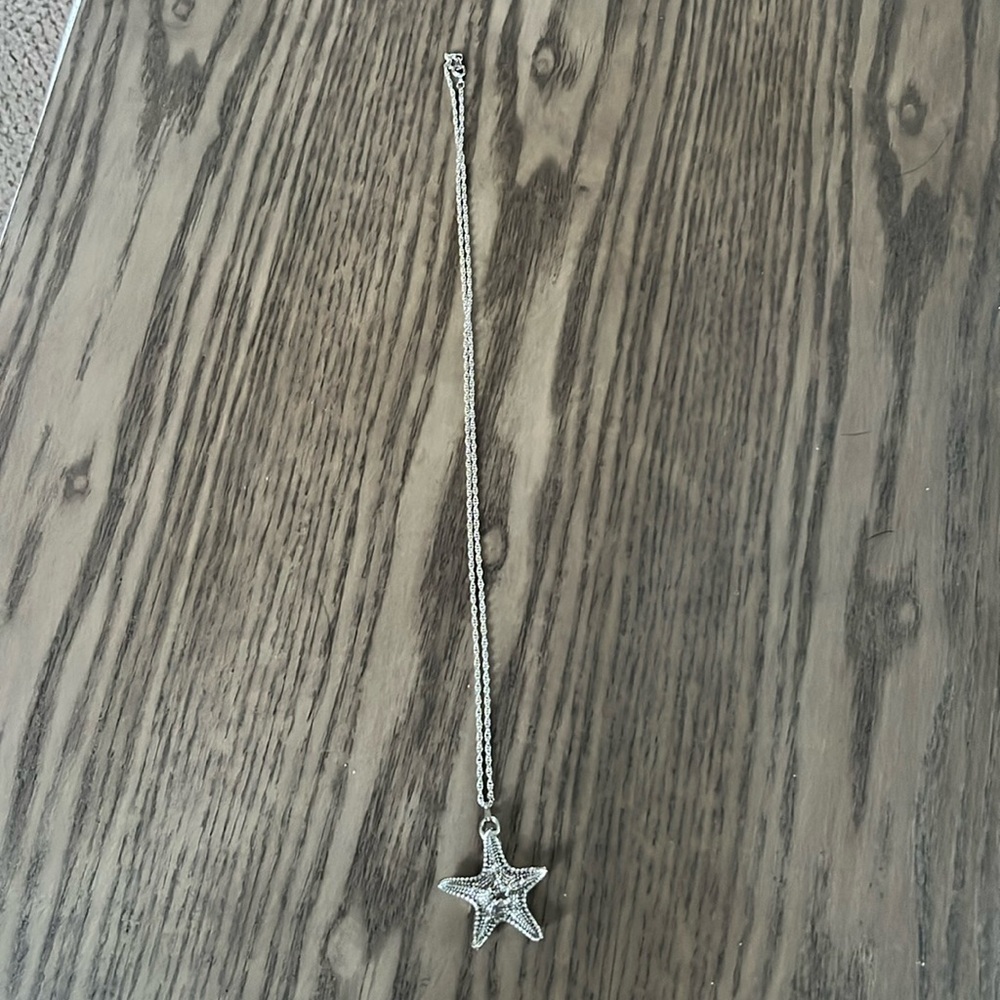 Starfish necklace
